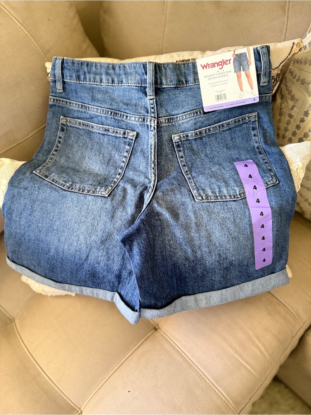 Wrangler Women's Medium Blue Rolled-Hem Denim Shorts